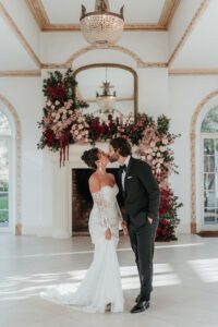 red and pink wedding flowers
